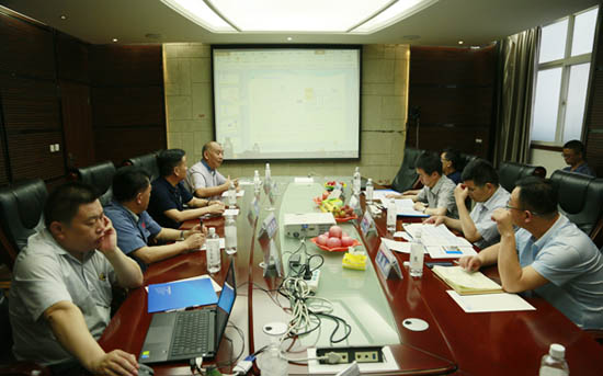 市科技局局长王进莅临隆华调研工作