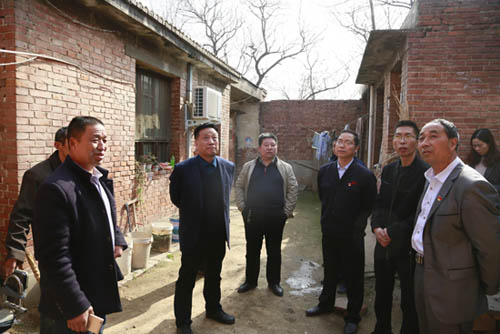 隆华党委书记李占明深入贫困户调研，助力精准扶贫