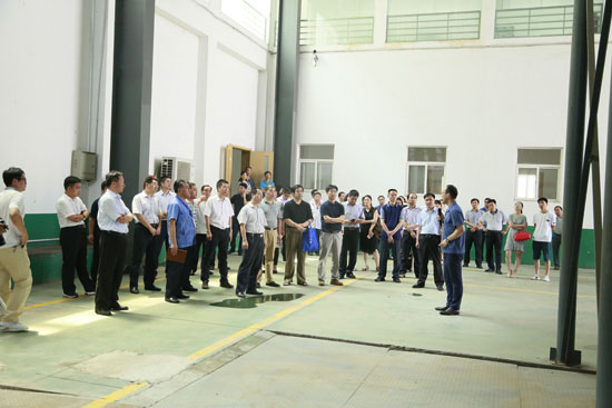 市县观摩组到隆华参观创新主体和创新平台建设工作